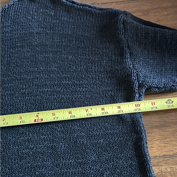 Lord & Taylor Woman Black Lightweight Knit Sweater Size 1X - Picture 4 of 10